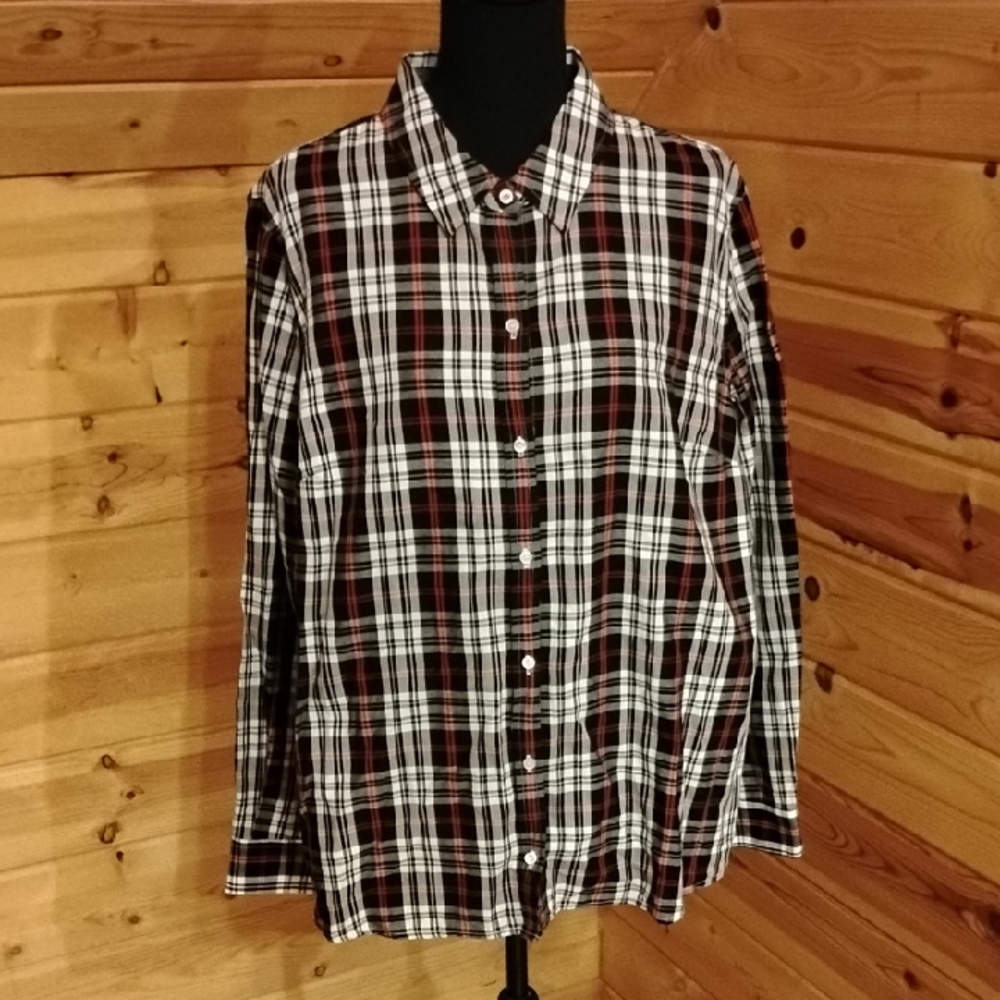 Women's Plaid Button-Up Shirt - Black, White, and Red
